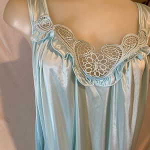 Lati fashion blue satin swing sleeveless gownsizeL